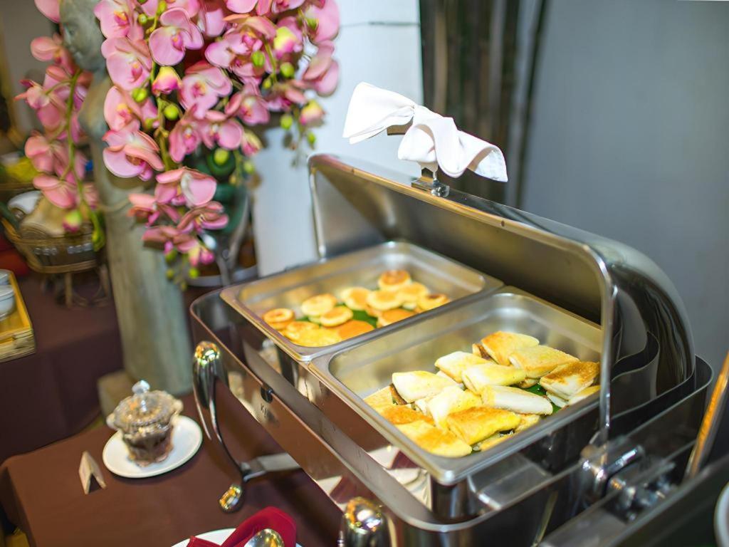 Ladear Angkor Boutique Hotel Сиемрип Экстерьер фото